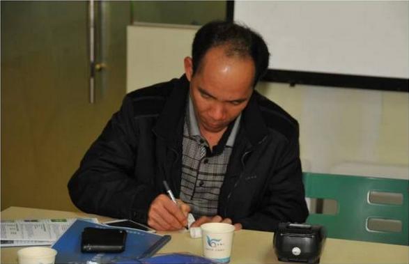 油漆加盟商見證：增城溫先生簽約友情漆