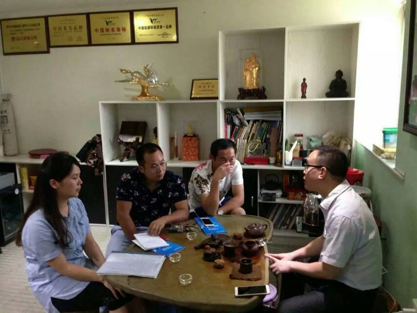 轉型做家裝，從加盟油漆代理開始