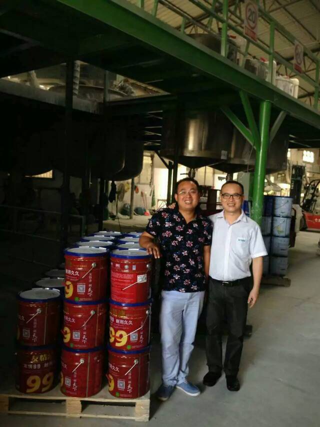 轉型做家裝，從加盟油漆代理開始