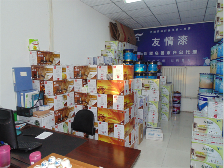 冒高溫戰(zhàn)酷暑,友情漆代理確保工程按時(shí)完工 冒高溫戰(zhàn)酷暑,友情漆代理確保工程按時(shí)完工