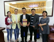 鄉(xiāng)村振興建設(shè)多 油漆代理大有為